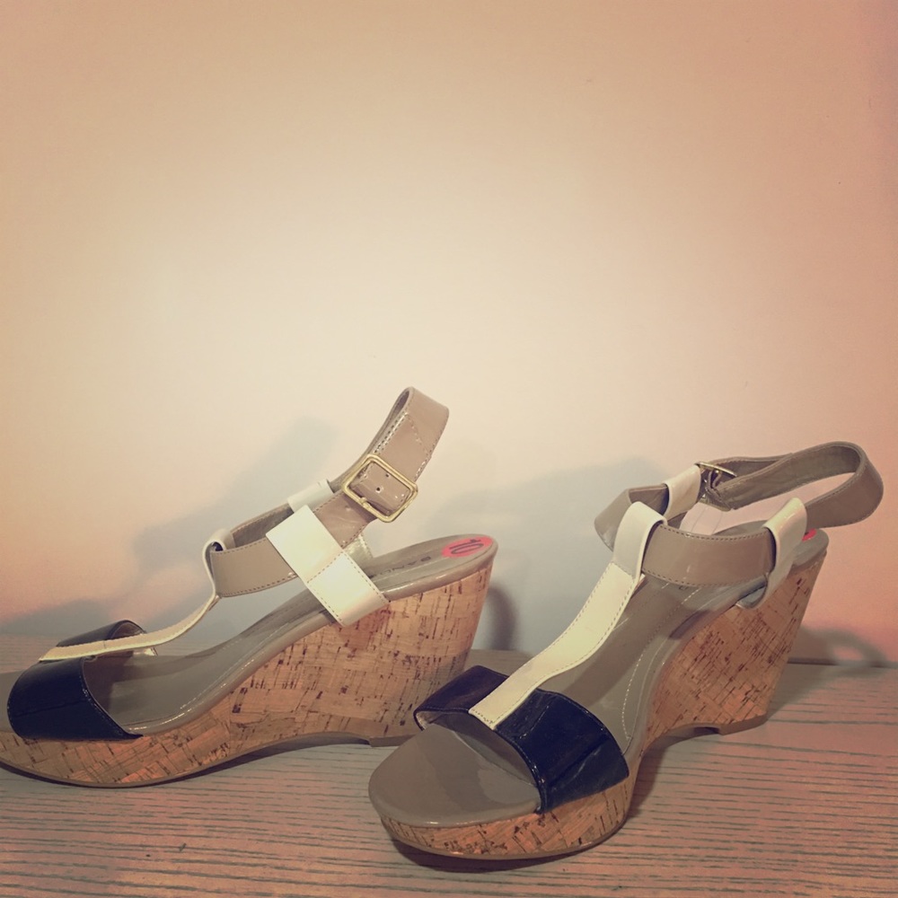 Women’s Wedge Sandals